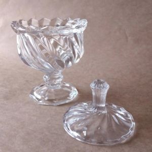 Bomboniere com Pé Linearis 14,5cm - Lyor