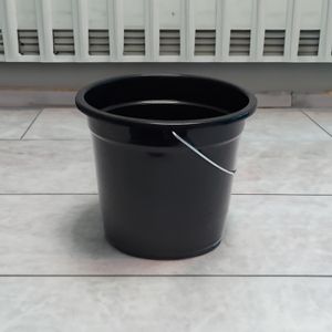 Balde de Plástico Econômico 15l Preto - Cor & Lar